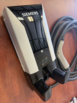 Siemens Level 2 EV Charger Versicharge