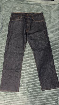 charcoal black Levi’s 501 the size is W34 L30