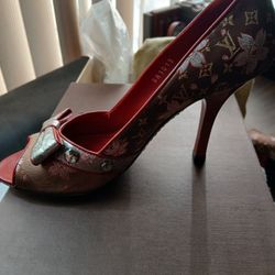 Louis Vuitton CHERRY BLOSSOM peep Toe Heels