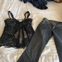 Set Marciano Blouse Size Medium, Pants Size 24.