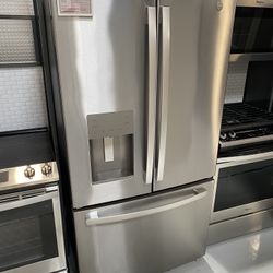 GE Stainless Steel ENERGYSTAR 25.6 Cu. Ft. French Door Refrigerator 