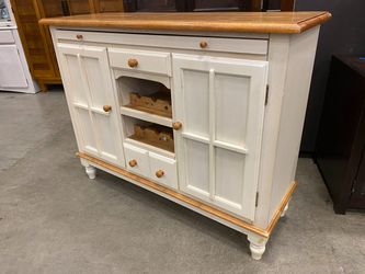 Farmhouse Style Buffet Cabinet with Wine Storage