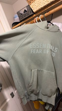 Essential hoodie