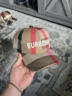 Men’s Burberry Hat Mixed Color way