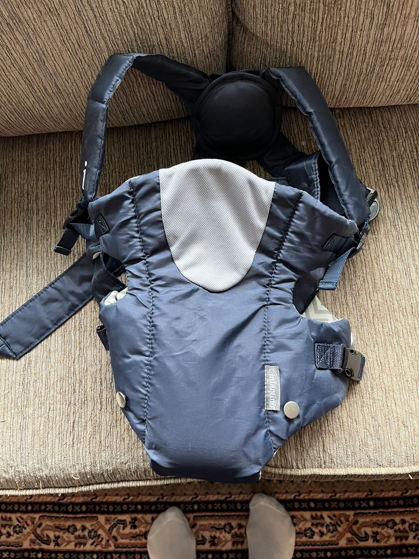 Infantino Adjustable baby Carrier