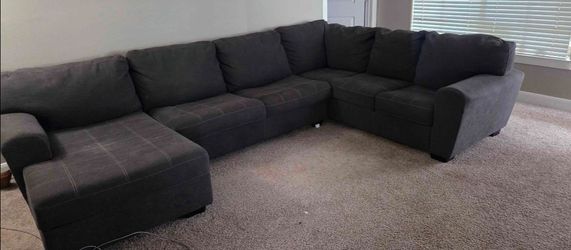Ashley Furniture Oversized U shaped Sectional