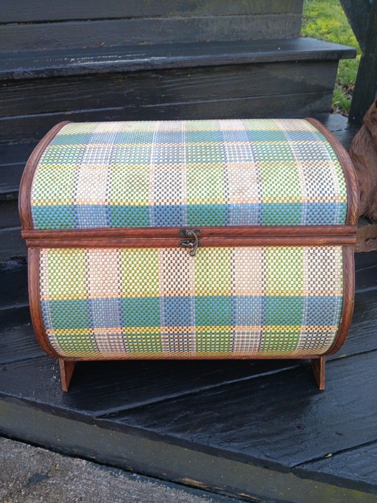Custom Made Box/ Picknick Basket