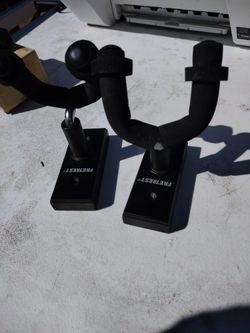 Guitar Wall Mounts