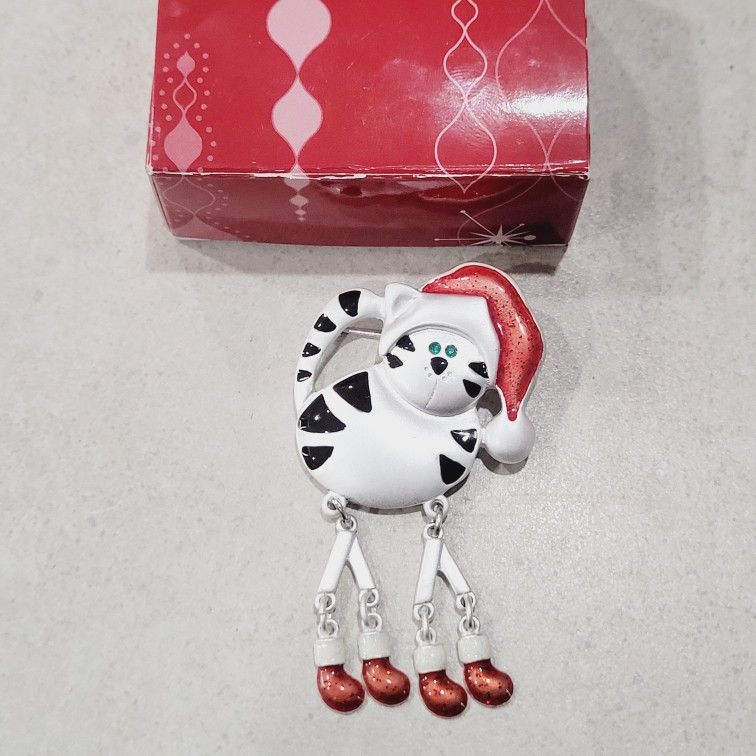 Avon Jewelry Christmas Holiday Cat Pin