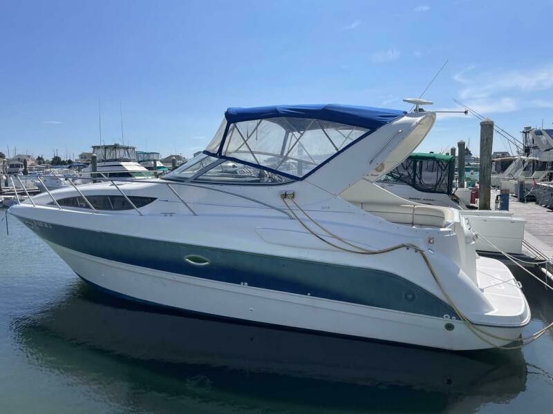 
2004 Bayliner 3055 Ciera

