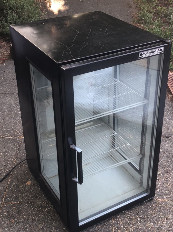 Beverage Air Merchandising refrigerator / just serviced.