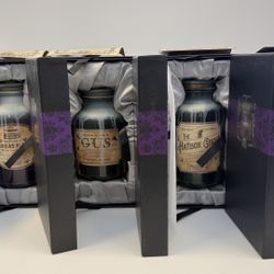 Disney The Haunted Mansion Host A Ghost Spirit Jars