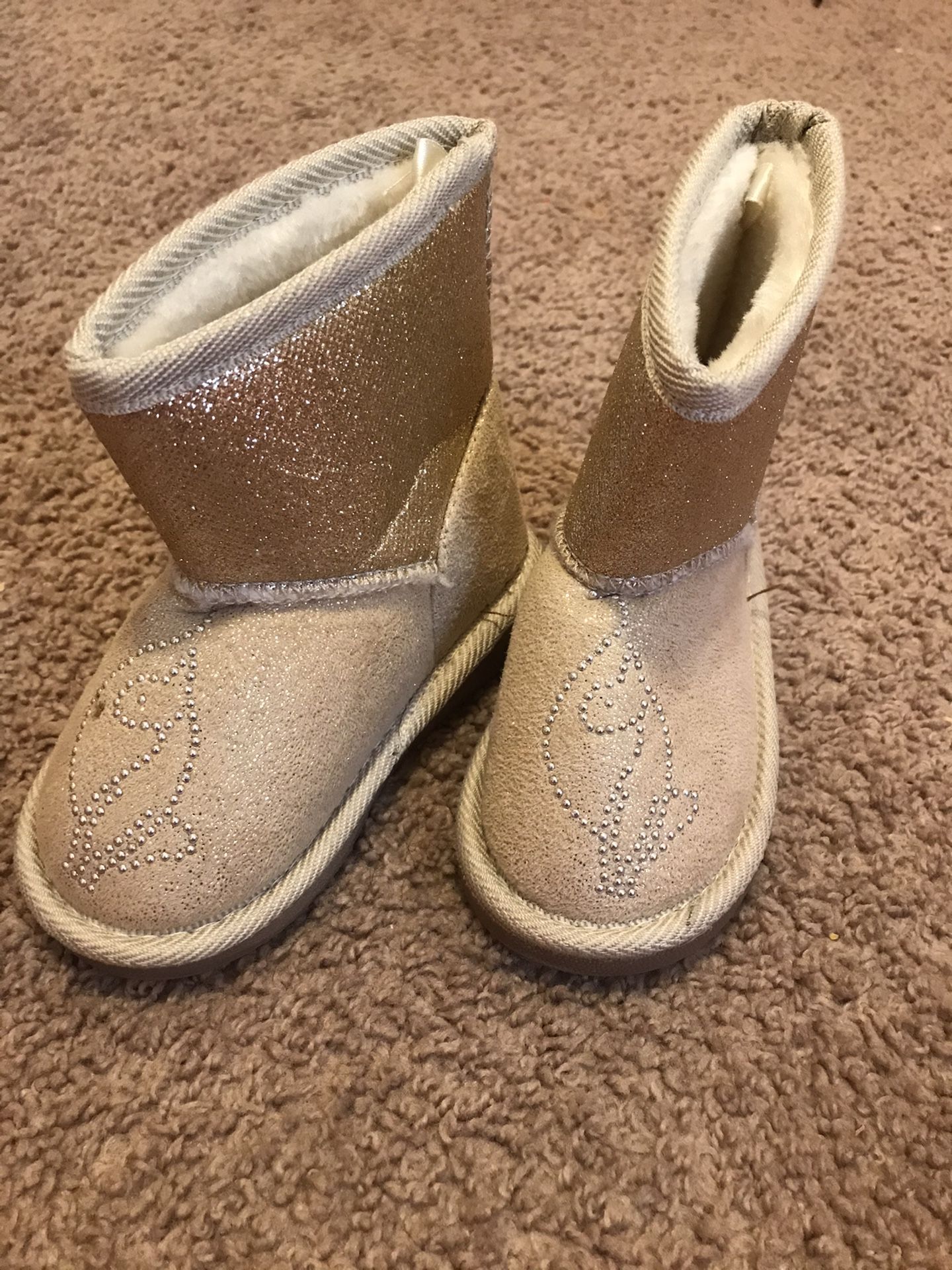 Little girls 6c boots $10