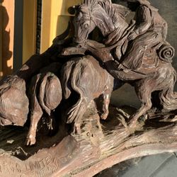 Largo western Statue Collector Cowboy Roping Cattle