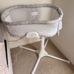 Halo Bassinest (bassinet) 
