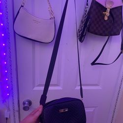 No Brand Bag - $15 BRAND NEW!!!