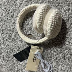 UGG Australia Sheepskin Wired Earmuffs - New in Box w/ Tags 