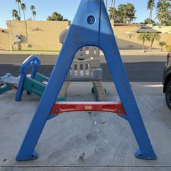 Swing Set For Pick Up In Mesa 
