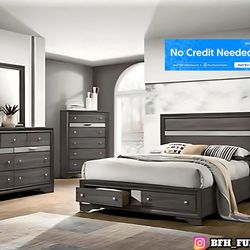 4pcs Queen Size Bedroom Set w. Mattress Included