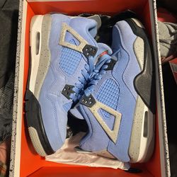 JORDAN 4 UNIVERSITY BLUE 