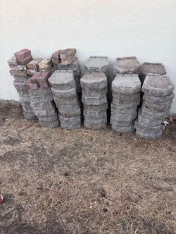 Used Concrete Pavers Lot 12x4