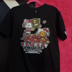 Hello Kitty bape T-Shirt Size Small