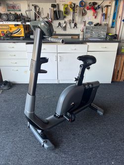 Horizon Fitness Comfort U Exercise Bike