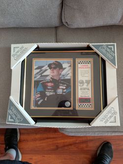 Kurt Busch 97 NASCAR Authentic Race Used Tire Plaque Framed Showcase Collectibles COA