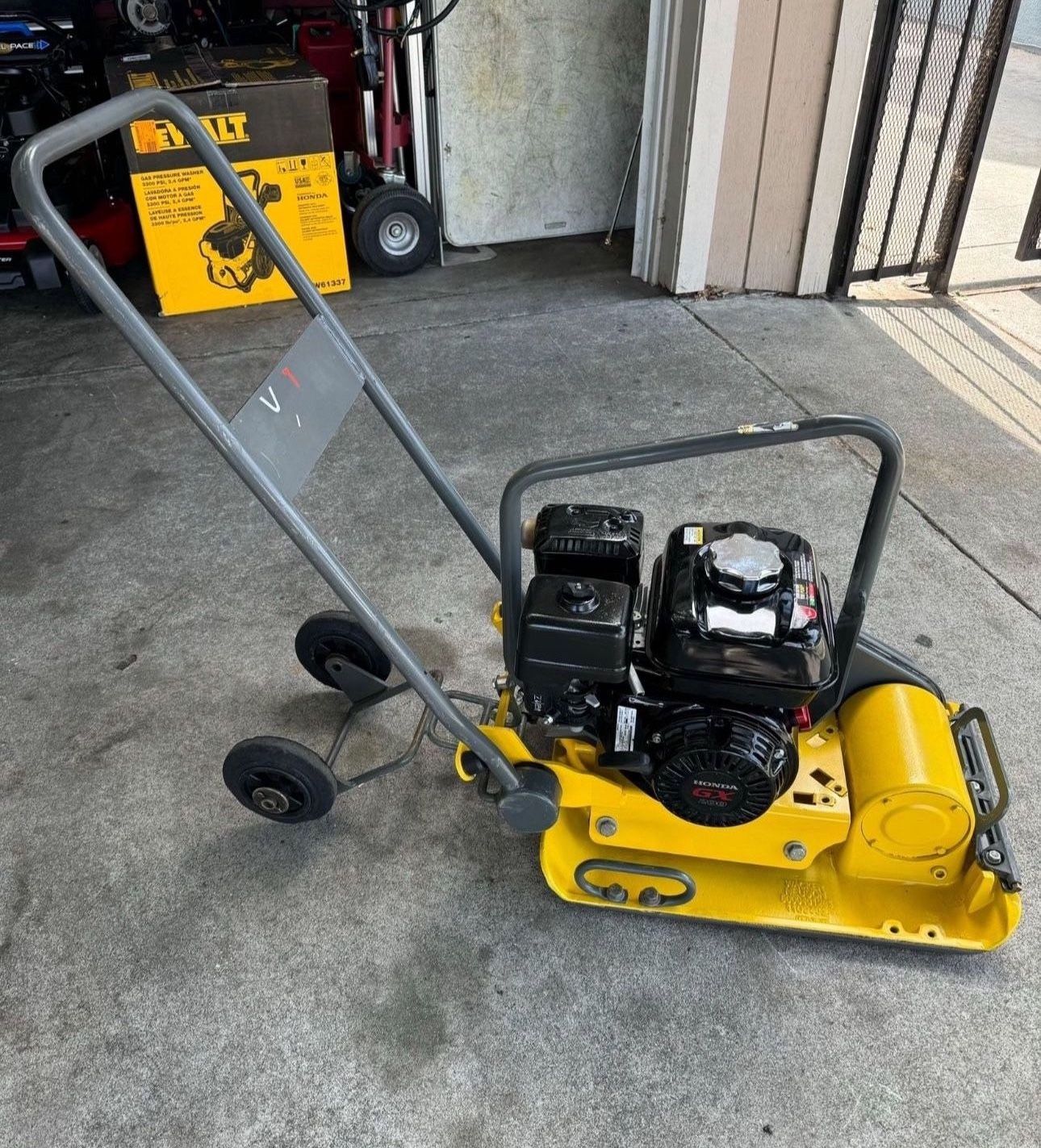 Wacker Neuson VP1340 15.75 in Value Vibratory Plate with Wheel Kit Compactor Plate 