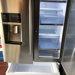 Samsung French Door Refrigerator Good Condition 