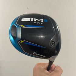 Sim 2 Max Golf Driver