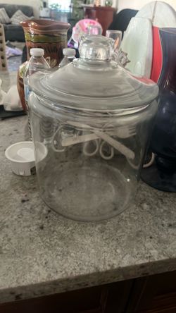 Glass cookie jar
