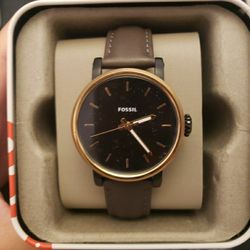 FOSSIL Leather Band Watch