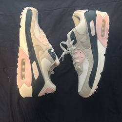 Brand New Nike Air Max 90 Size 11
