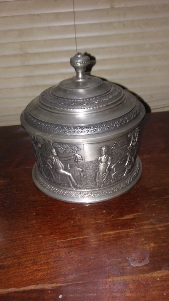 Friezling Zinn 95% Germany Rare Vintage Decoration Box