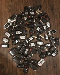 Key Fob Car key remote Kia key fob Toyota key fob Hyundai key fob Mini Cooper key fob Nissan key fob Bentley key fob Ford key fob Chevrolet key fob