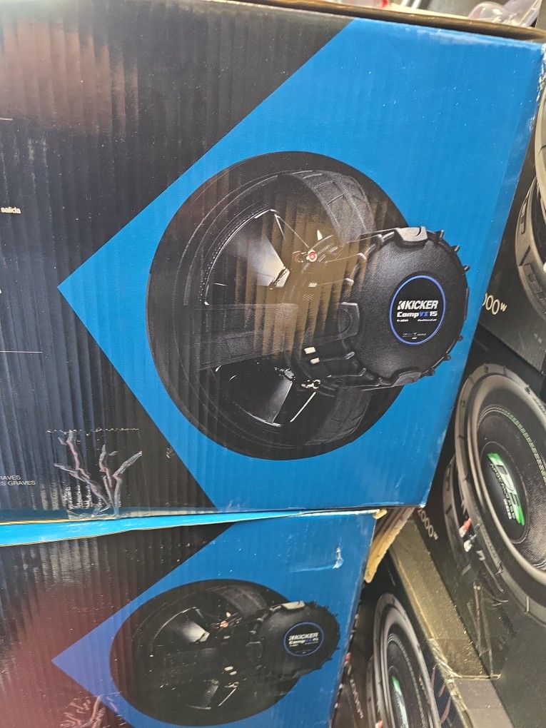 KICKER 15" Subwoofer CVX