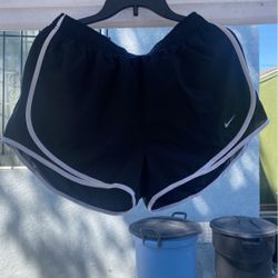 Shorts Size Large