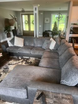Gray Sectional Sofa with Chaise Lounge