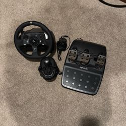 Logitech G920 Force Feedback Wheel