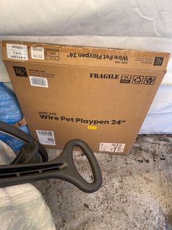Excellent Condition wire pet playpen