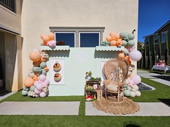 Balloon garland