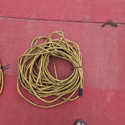 100 FOOT UTILITECH EXTENSION CORD