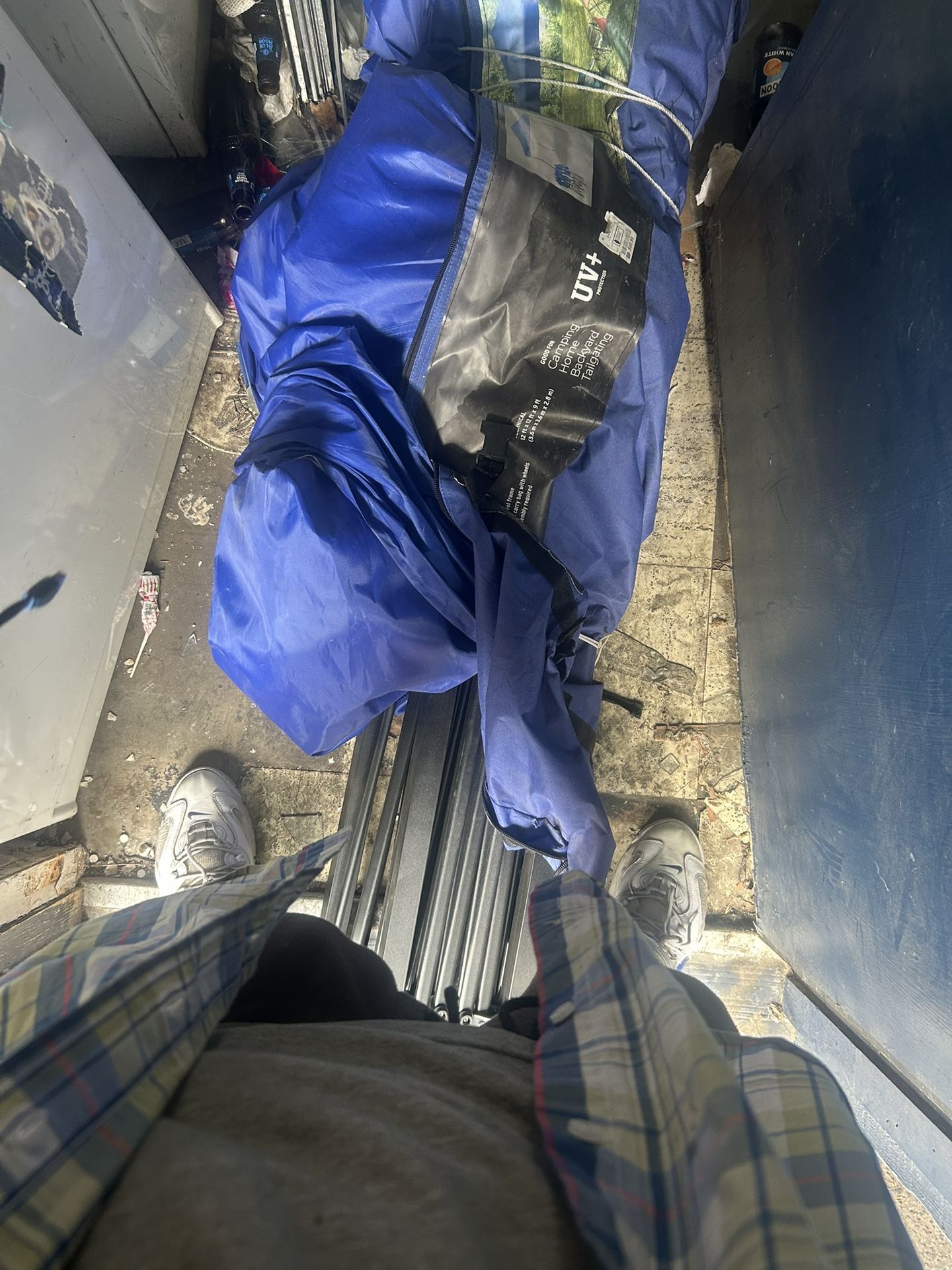 Pop Up Camping Tent For The low Price Of Twenty Five Bucks