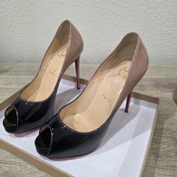 Christian Louboutin 
New Very Prive 120 Patent 

