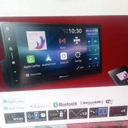 Pioneer Dmh-w3000nex $275