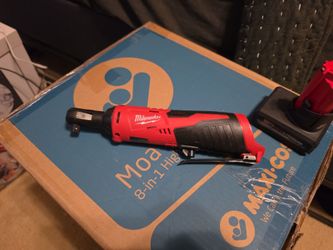 Milwaukee 3/8 Ratchet