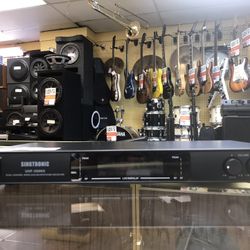 Singtronic Dual Channel Wireless Mic Receiver 