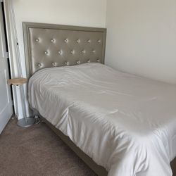 Bed frame - box Spring W/ Mattress Is Optional 