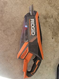 Rigid battery powered vacuum